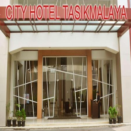 City Hotel Tasikmalaya Extérieur photo