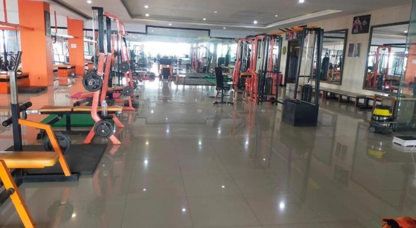 City Hotel Tasikmalaya Extérieur photo